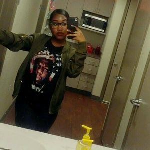 Meet your Posher, Kiera